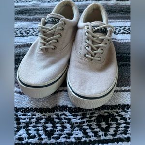 Sperry shoes *open to offers*